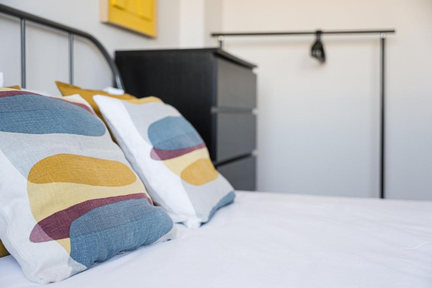 Guestready - Quental Wallpaper Near Marques Square Porto Zewnętrze zdjęcie