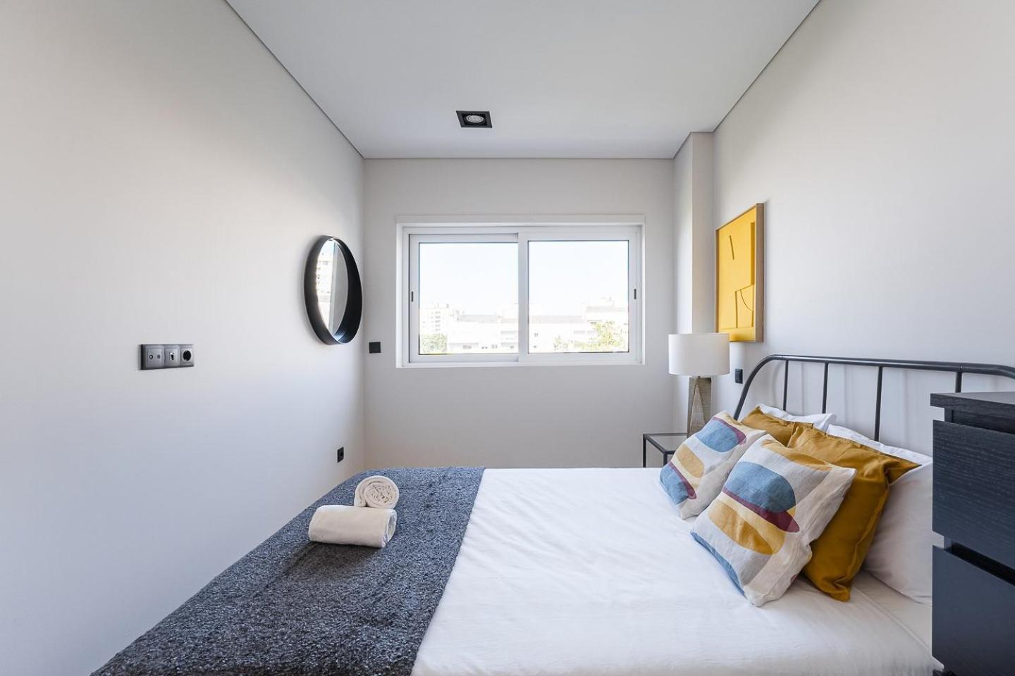 Guestready - Quental Wallpaper Near Marques Square Porto Zewnętrze zdjęcie