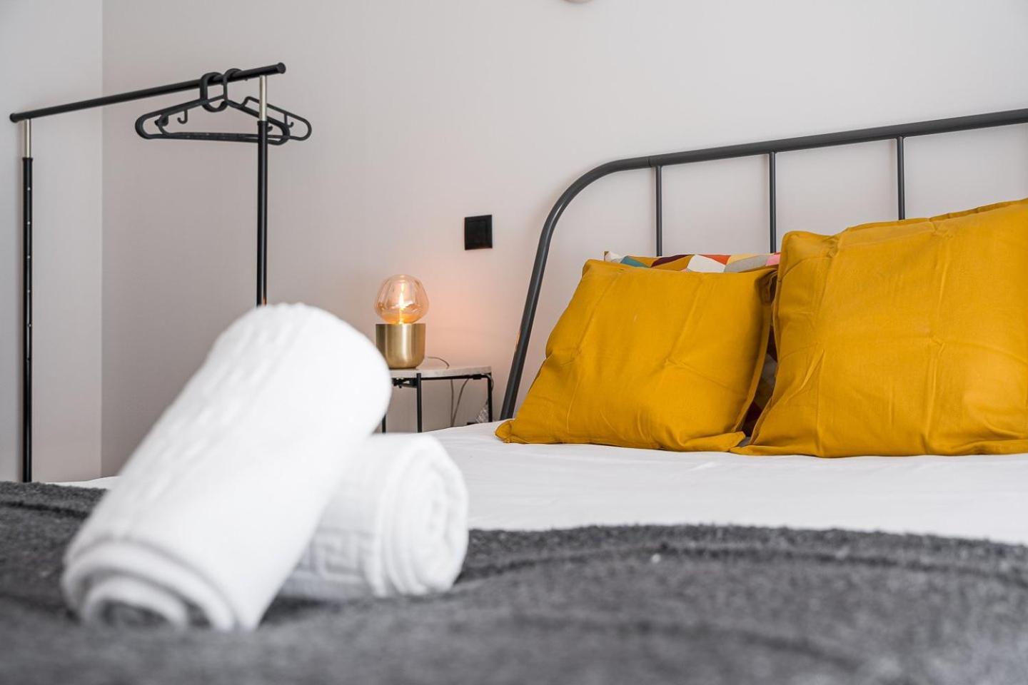 Guestready - Quental Wallpaper Near Marques Square Porto Zewnętrze zdjęcie