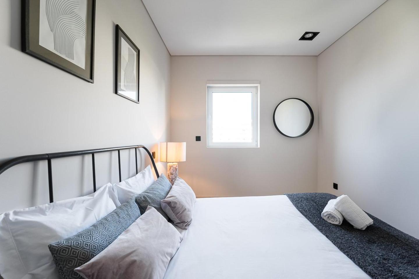 Guestready - Quental Wallpaper Near Marques Square Porto Zewnętrze zdjęcie