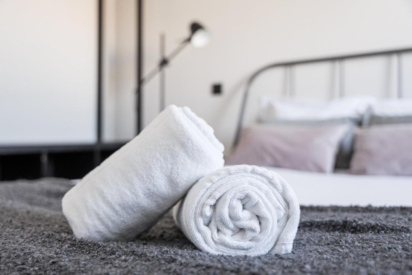 Guestready - Quental Wallpaper Near Marques Square Porto Zewnętrze zdjęcie