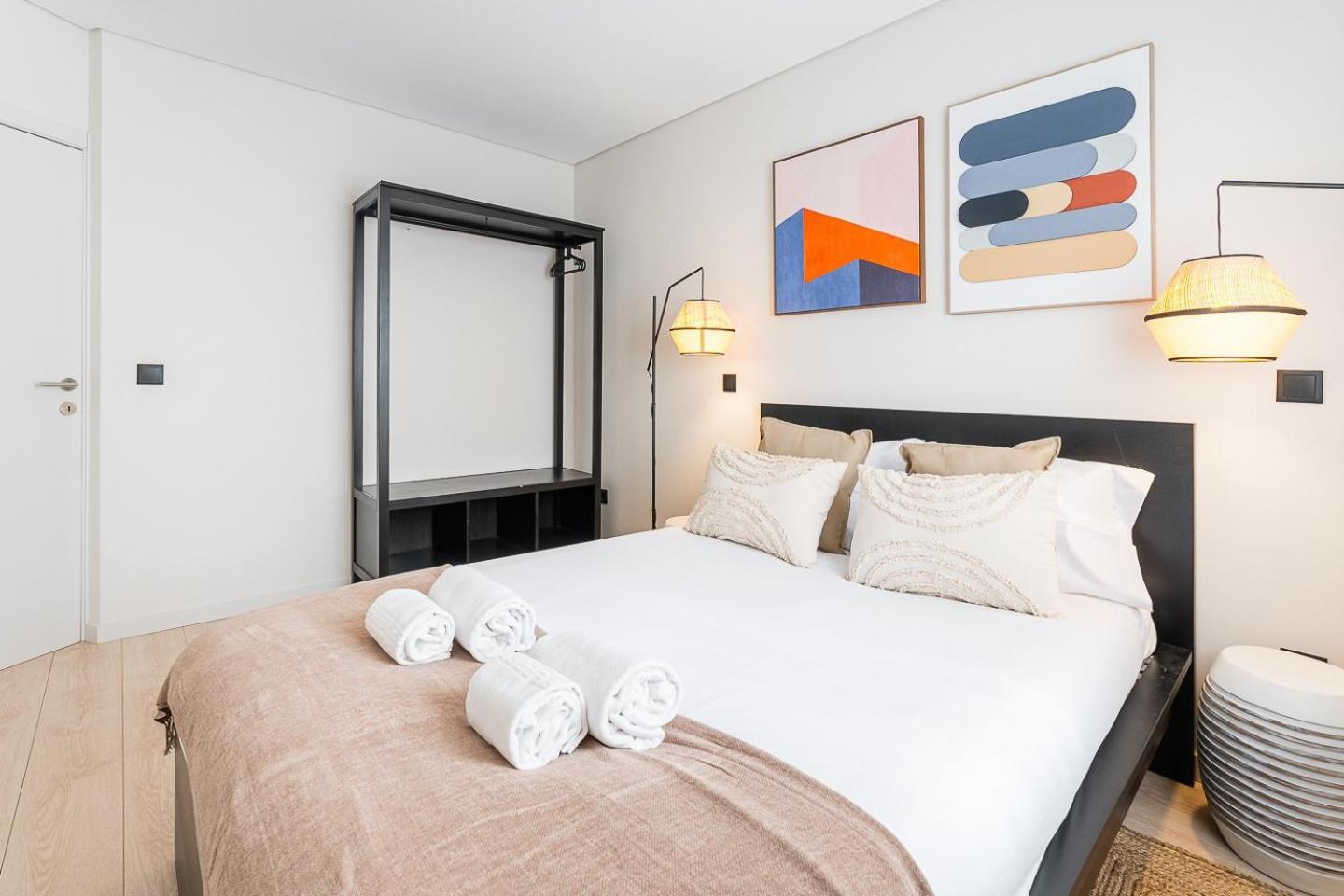 Guestready - Quental Wallpaper Near Marques Square Porto Zewnętrze zdjęcie