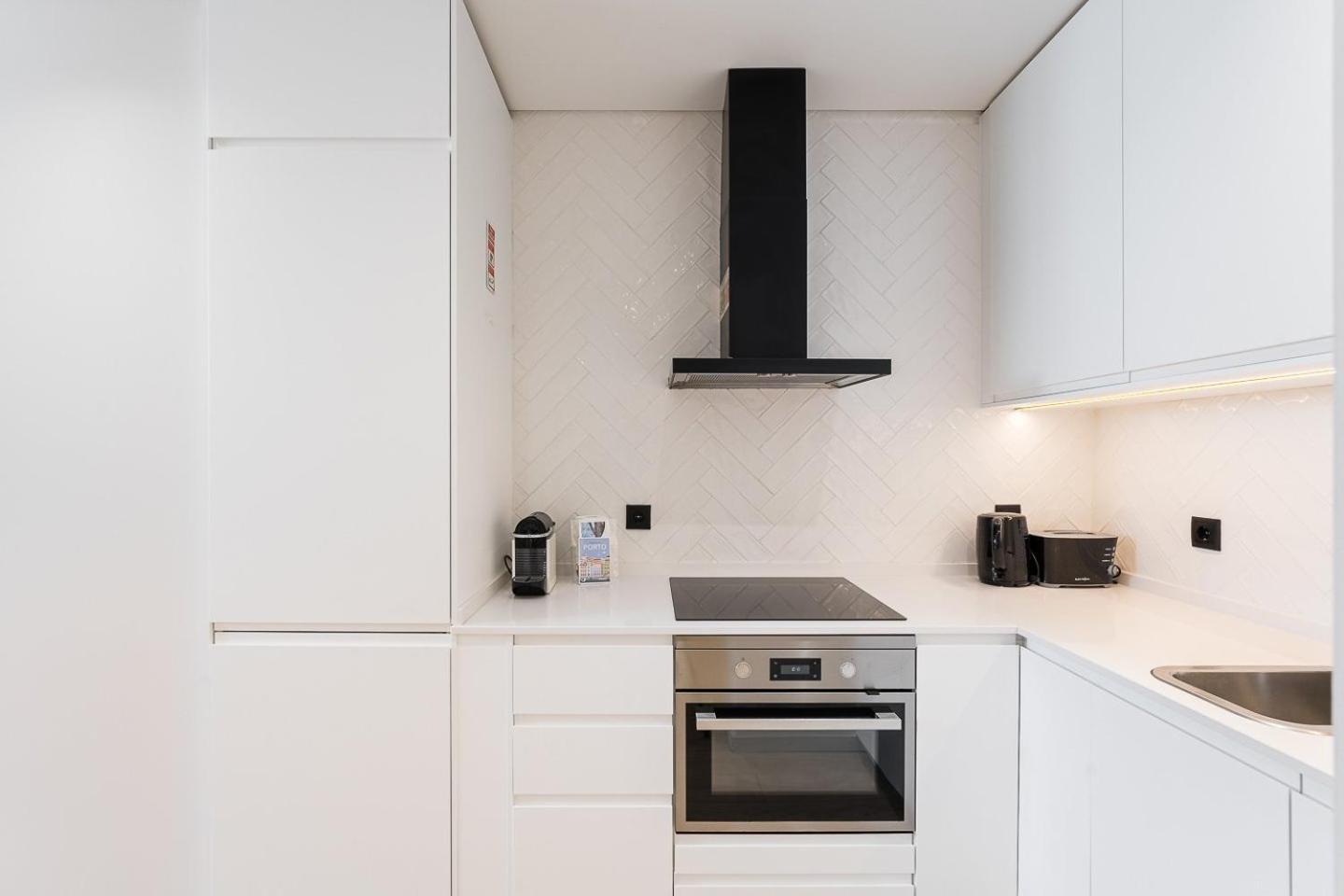 Guestready - Quental Wallpaper Near Marques Square Porto Zewnętrze zdjęcie